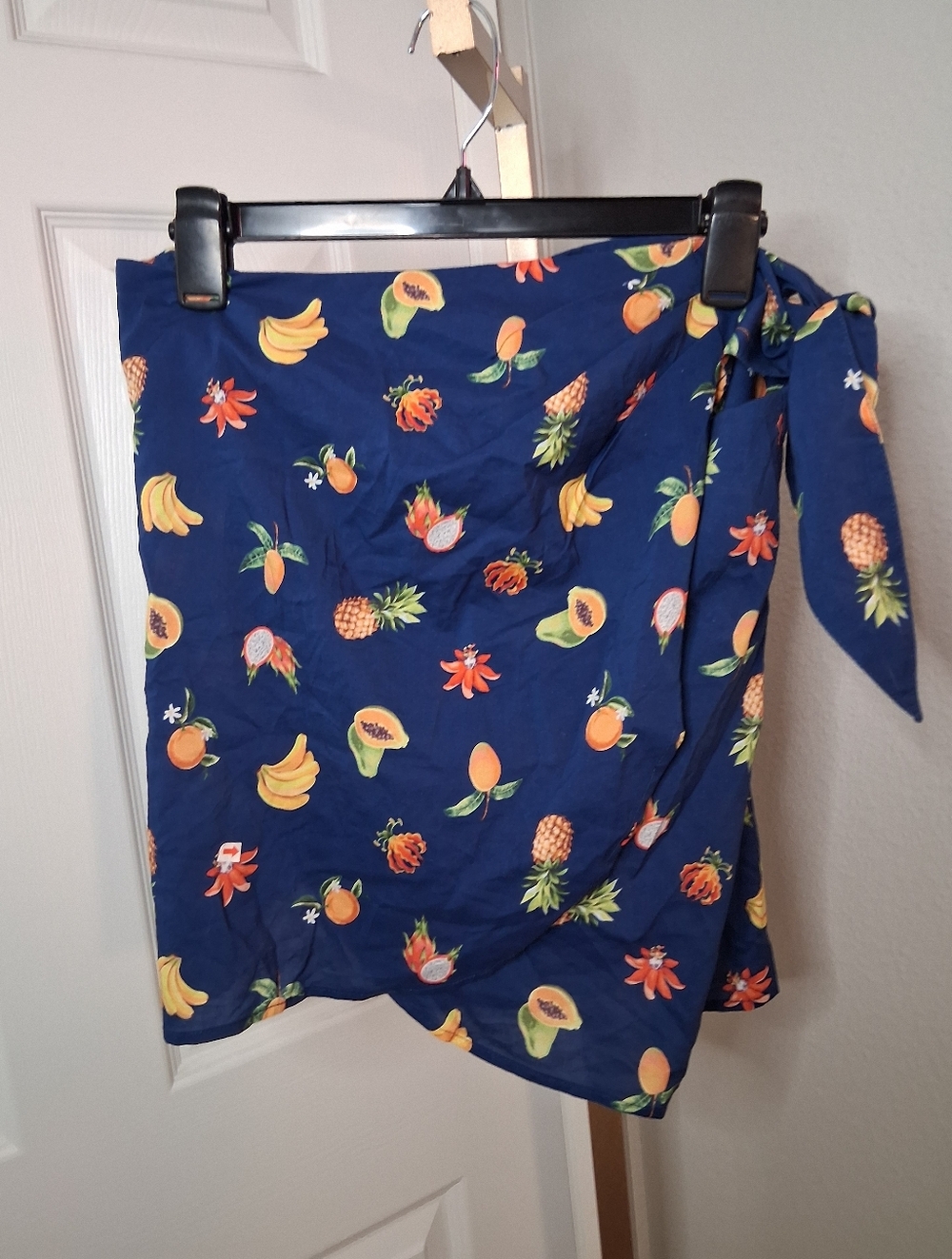NWT $195 Weworewhat Fruit Wrap Skirt Medium